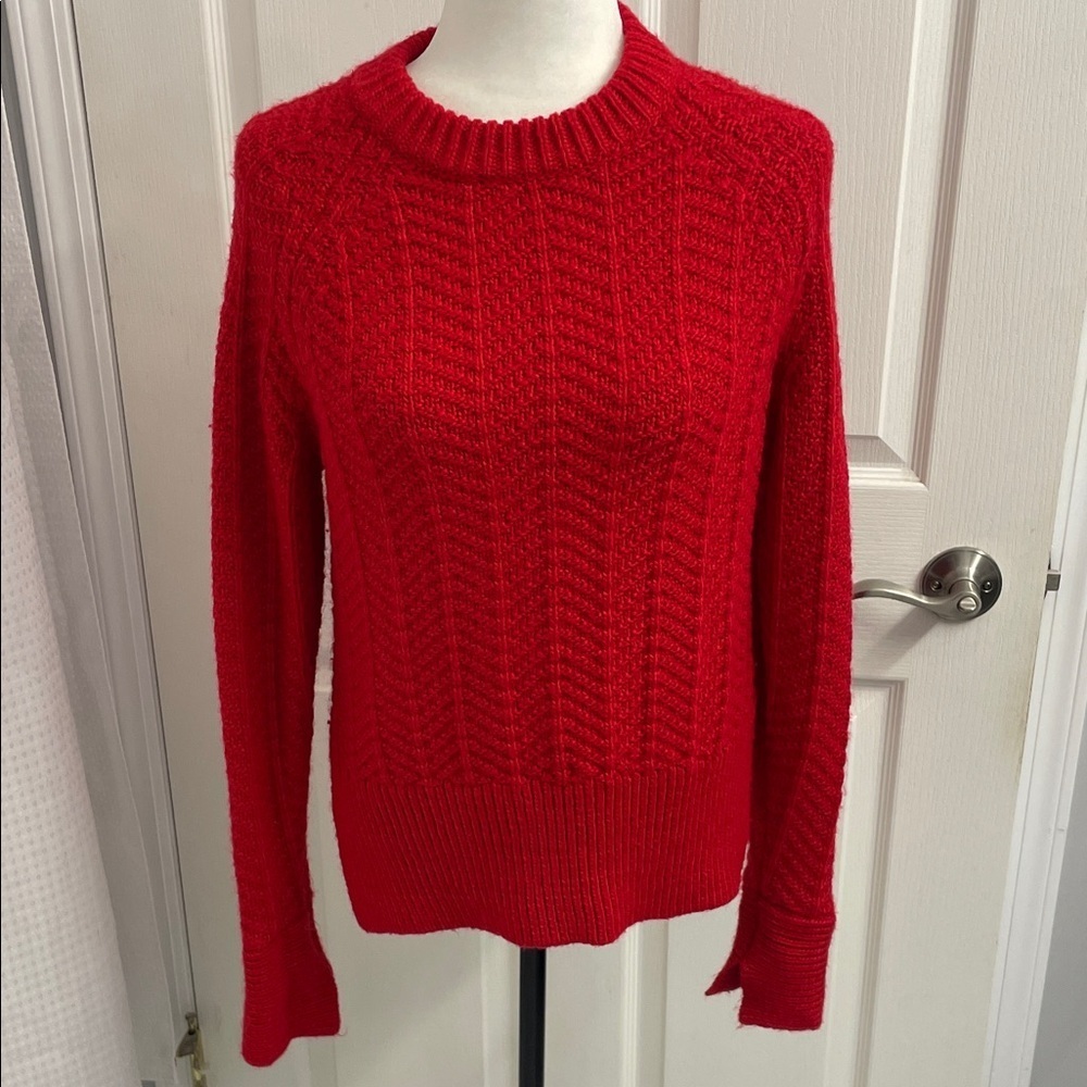 H & M Red Knit Sweater Crew Neck Chevron Pattern Size XS - Picture 2 of 16